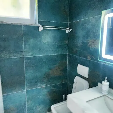 Modern Ibra 2 Дуррес